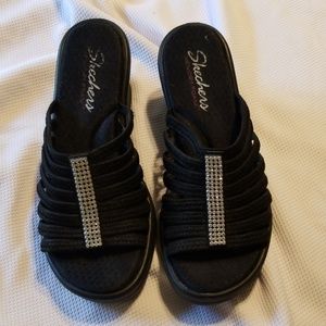 Skechers memory foam heeled sandals